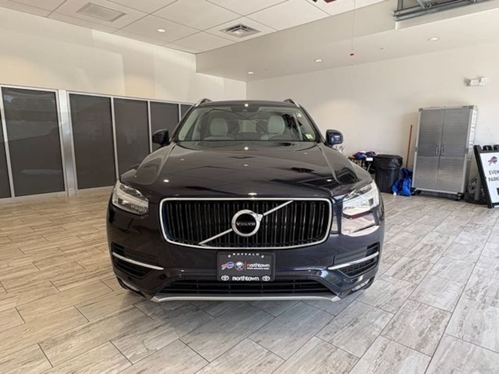 Used 2019 Volvo XC90 T5 Momentum SUV