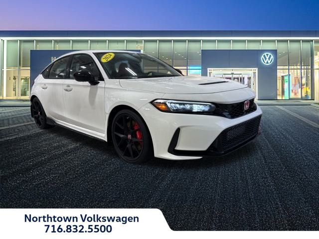2024 Honda Civic Hatchback Type-R's photo