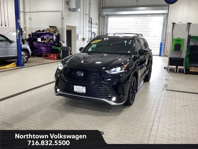 2023 Toyota Highlander SUV 