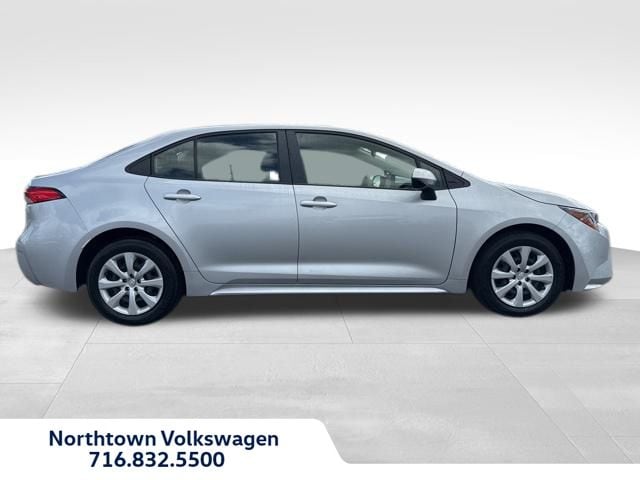 Used 2022 Toyota Corolla LE with VIN JTDEPMAE4NJ230919 for sale in Amherst, NY