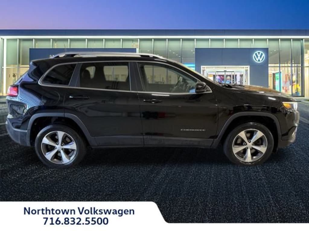 Used 2021 Jeep Cherokee Limited SUV