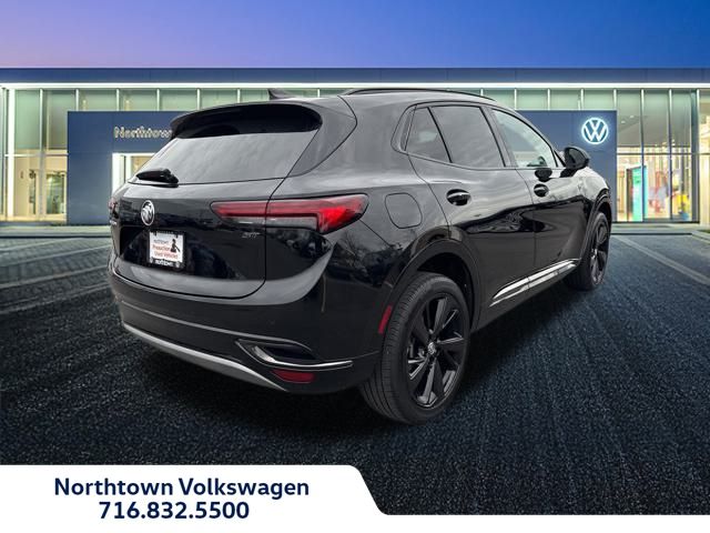 2022 Buick Envision Essence photo 3