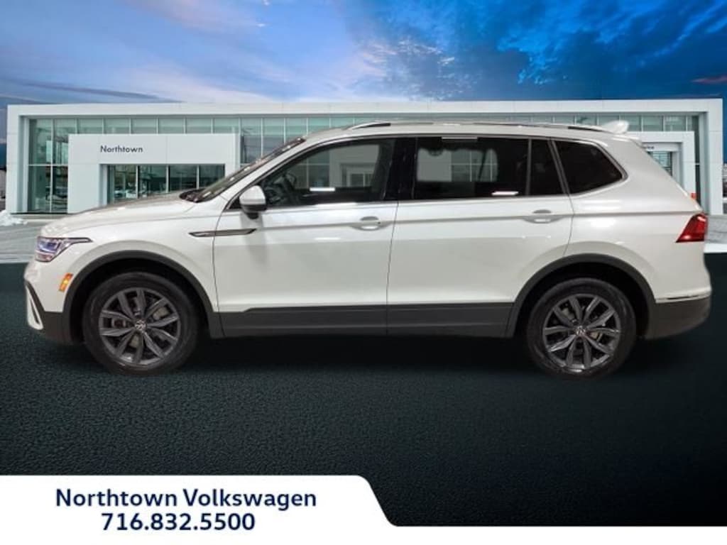 New 2023 Volkswagen Tiguan 2.0T SE SUV