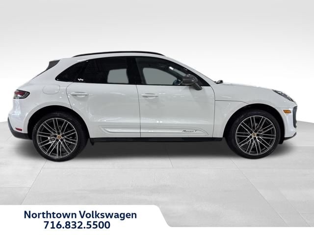 Used 2023 Porsche Macan T with VIN WP1AA2A58PLB20529 for sale in Amherst, NY