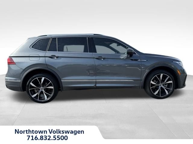 Used 2024 Volkswagen Tiguan SEL R-LINE with VIN 3VV4B7AXXRM152640 for sale in Amherst, NY