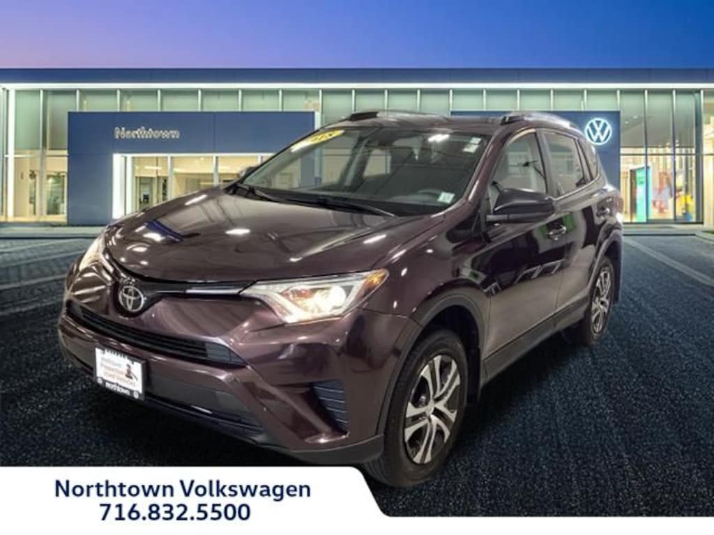 Used 2018 Toyota RAV4 LE SUV