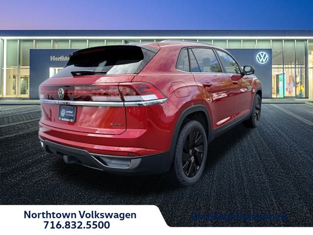 2024 Volkswagen Atlas Cross Sport SE Technology photo 2