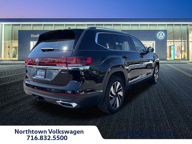 2025 Volkswagen Atlas SEL photo 2