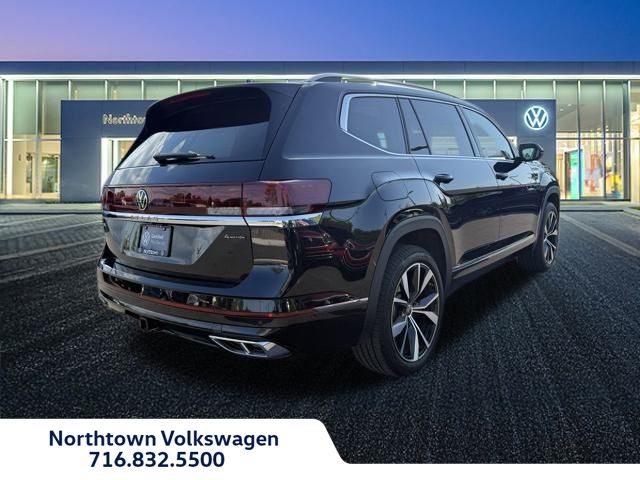 2025 Volkswagen Atlas SEL Premium R-Line photo 3