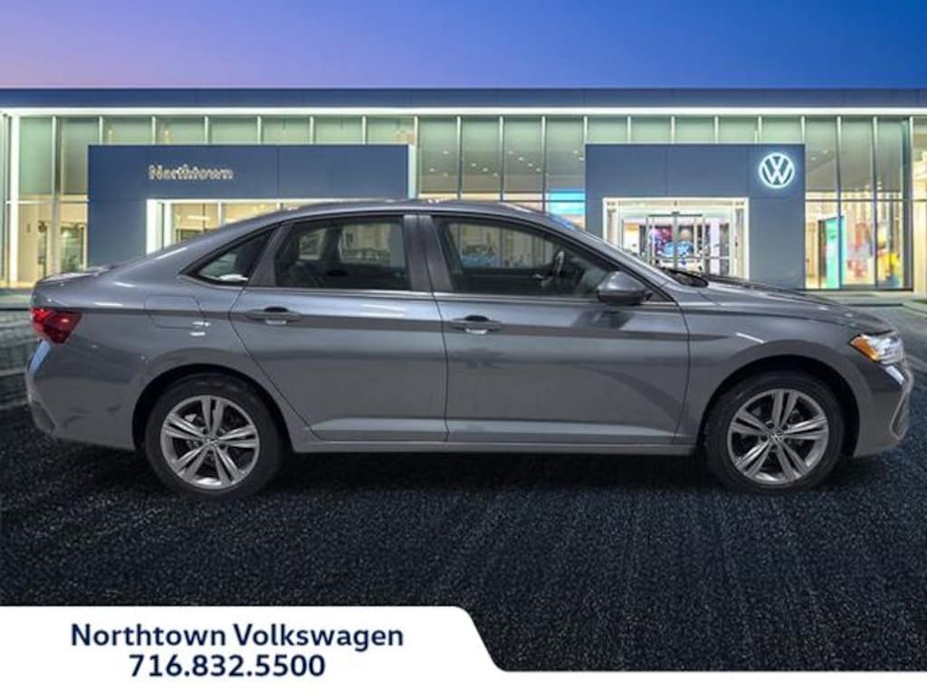 Certified 2022 Volkswagen Jetta 1.5T SE Sedan