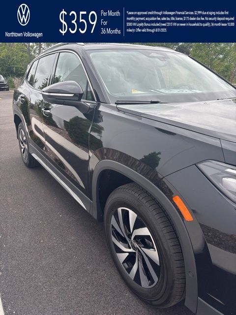 2025 Volkswagen Tiguan S photo 2