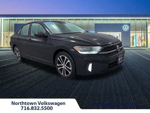 2023 Volkswagen Jetta Sport's photo