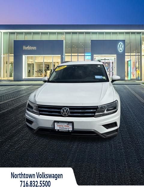 2018 Volkswagen Tiguan 2.0T SE 4Motion's photo