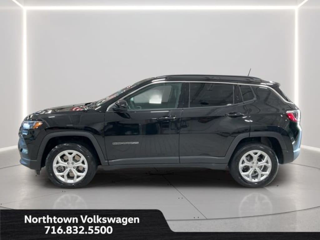 Used 2024 Jeep Compass Latitude SUV