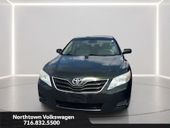 2010 Toyota Camry LE Sedan