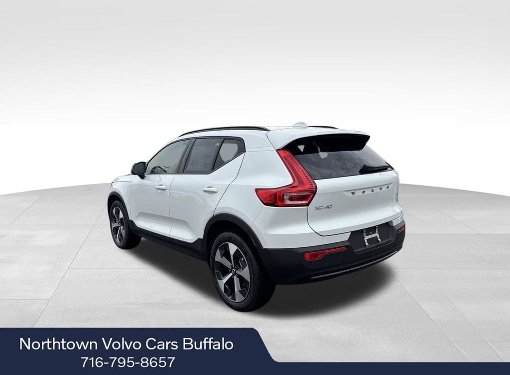 Used 2026 Volvo XC40 B5 Plus SUV