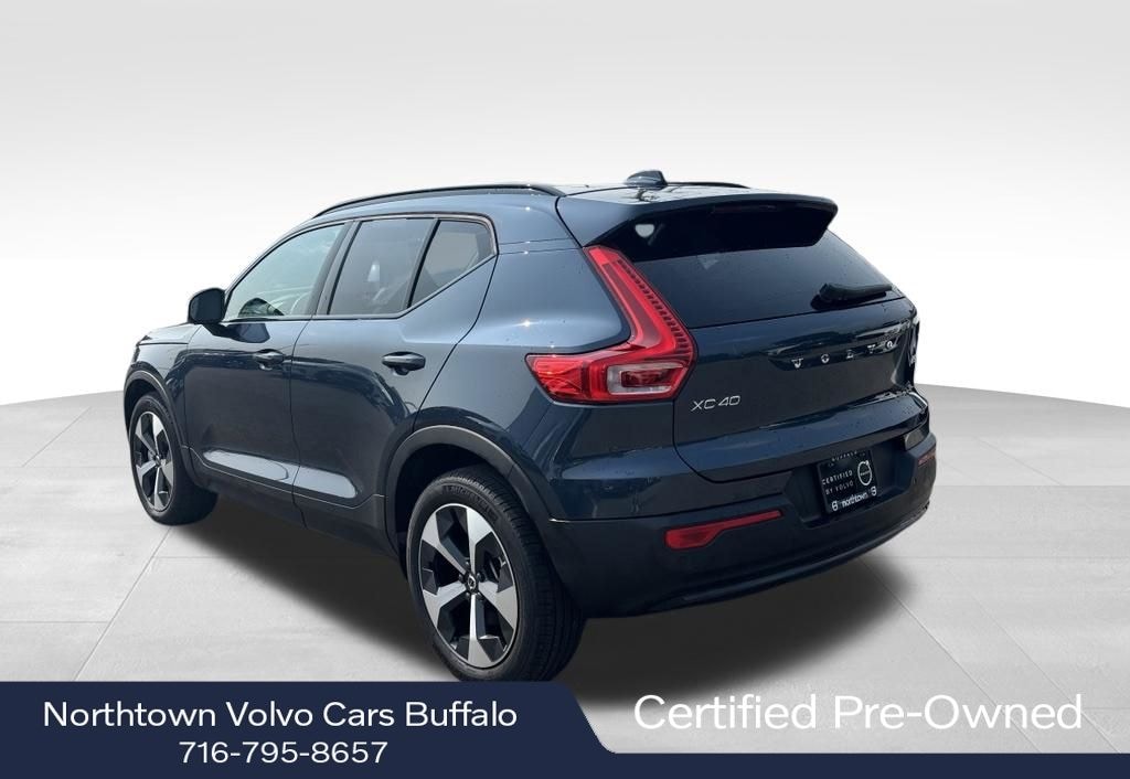 Certified 2026 Volvo XC40 B5 Core SUV