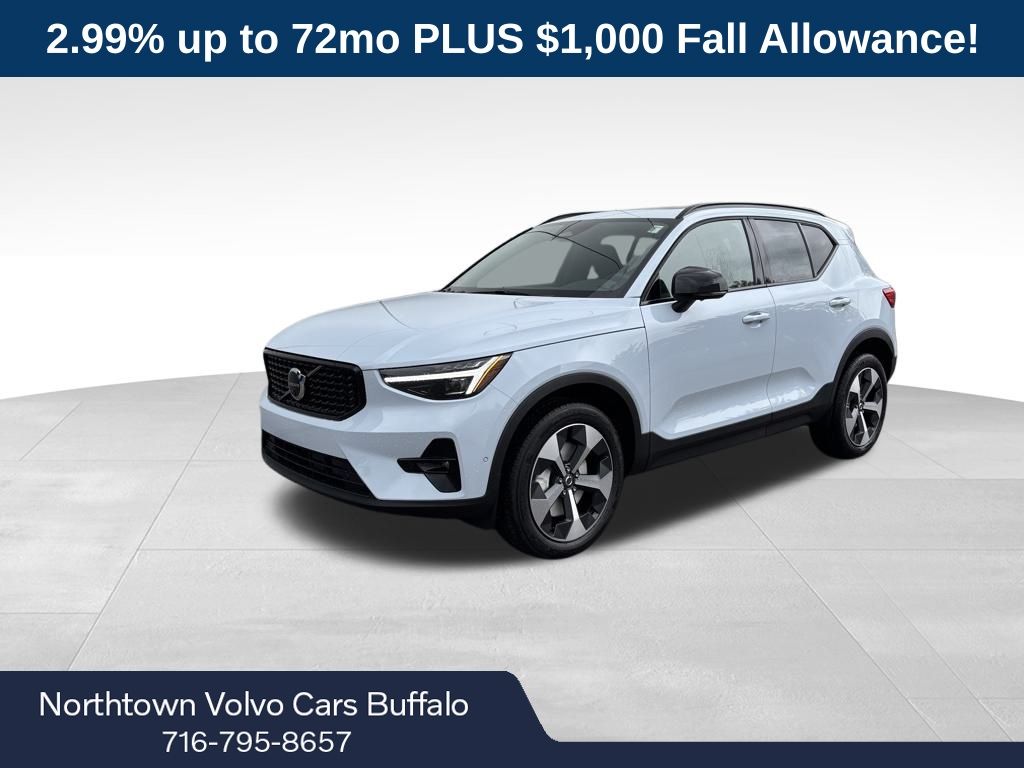 2026 Volvo XC40 SUV  2026 Volvo XC40 SUV