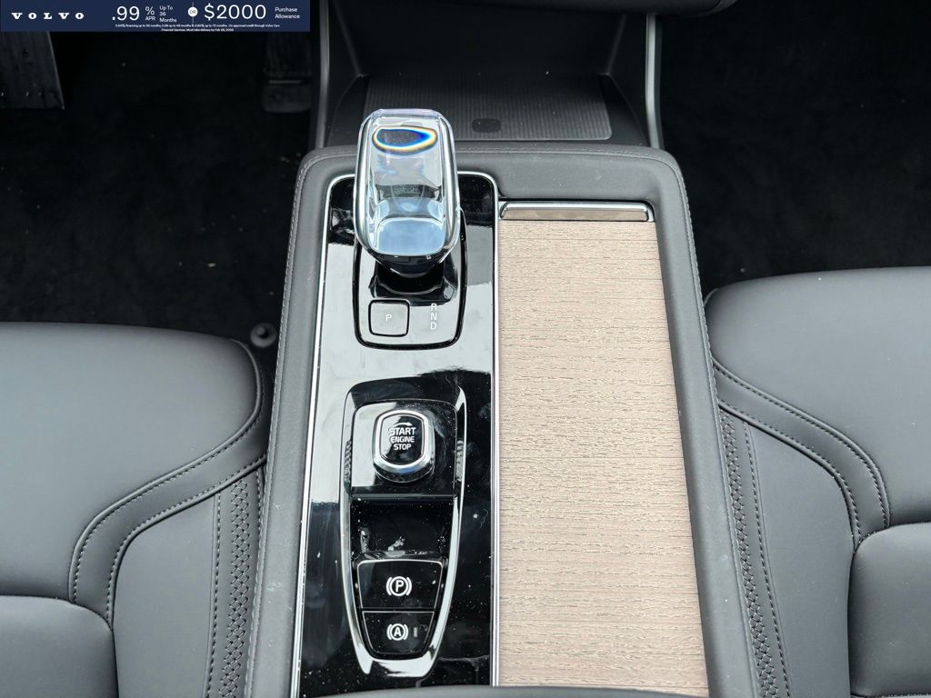 2026 Volvo XC90 Core - Photo 13