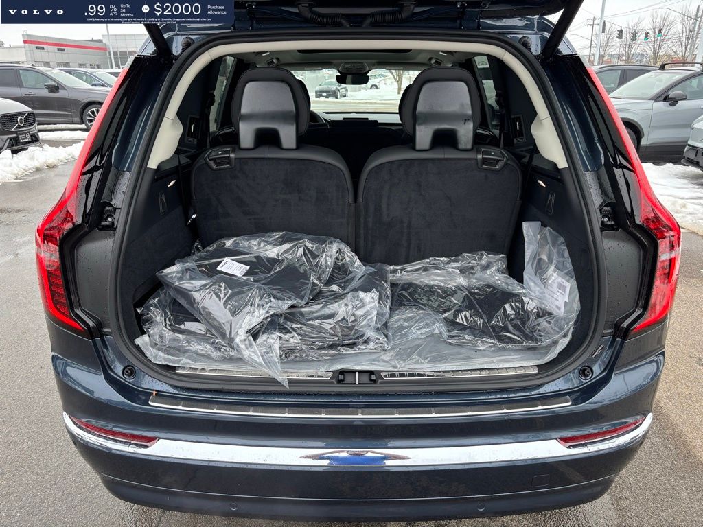 2026 Volvo XC90 Core - Photo 17