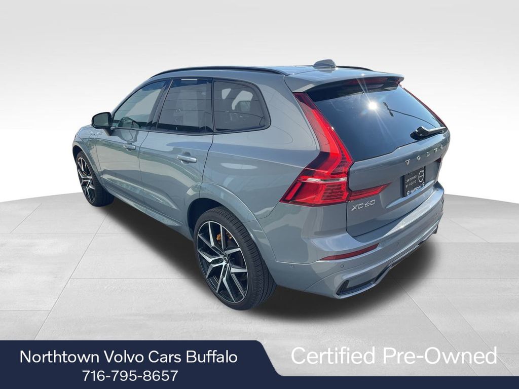 2024 Volvo XC60 Recharge Hybrid T8 Polestar photo 3
