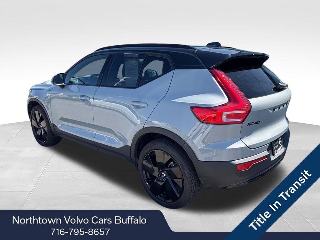 Used 2026 Volvo XC40 B5 Ultra Black Edition SUV