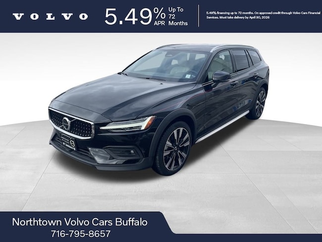 2025 Volvo V60 Cross Country B5 Ultra Wagon