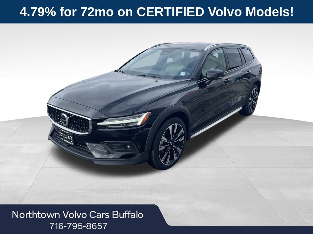 Certified 2025 Volvo V60 Cross Country B5 Ultra Wagon