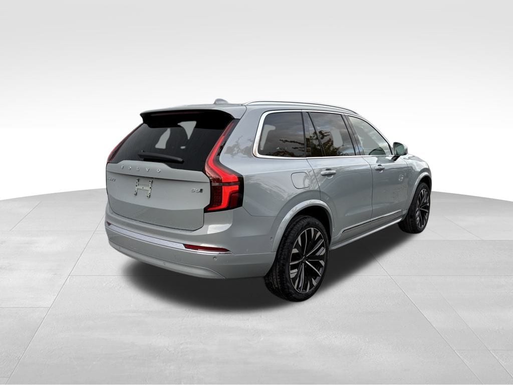 2026 Volvo XC90 Ultra - Photo 6