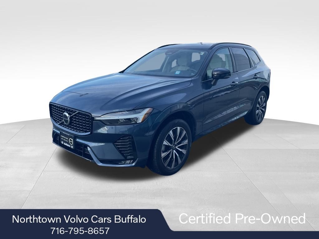 2024 Volvo XC60 Core's photo