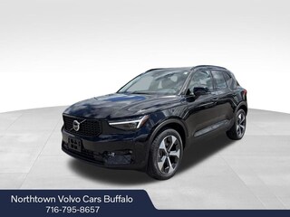 2026 Volvo XC40 B5 Plus SUV