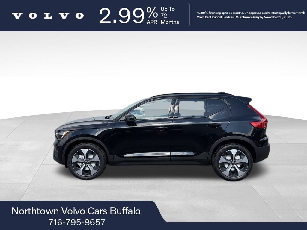 New 2026 Volvo XC40 B5 Core SUV