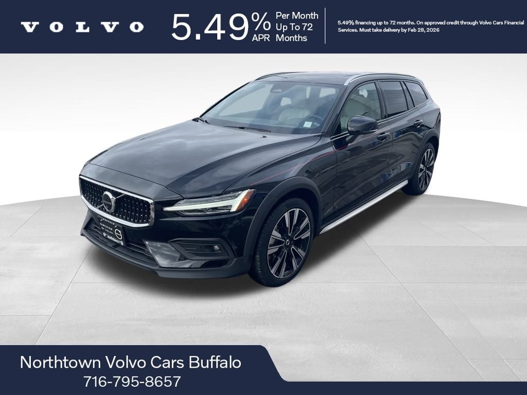 Certified 2025 Volvo V60 Cross Country B5 Ultra Wagon