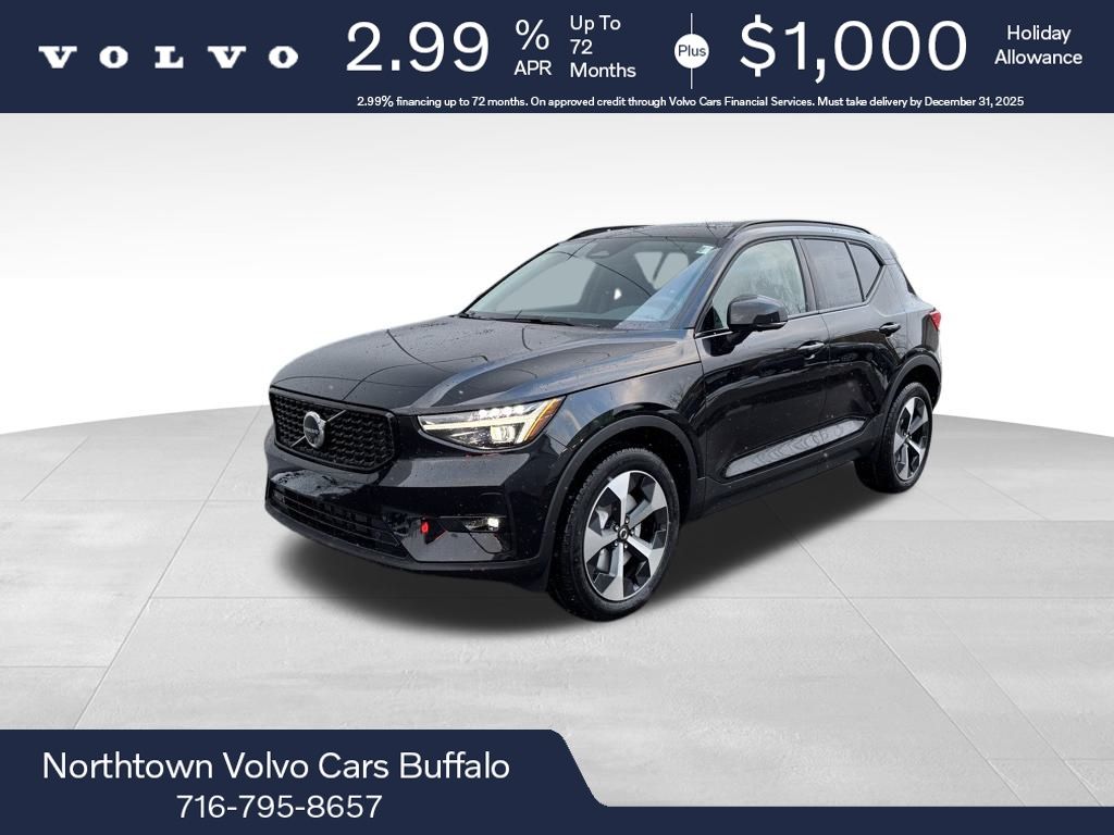 2026 Volvo XC40 Plus's photo