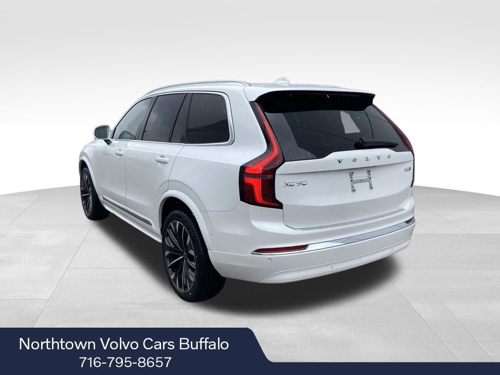 2025 Volvo XC90 Plus photo 3