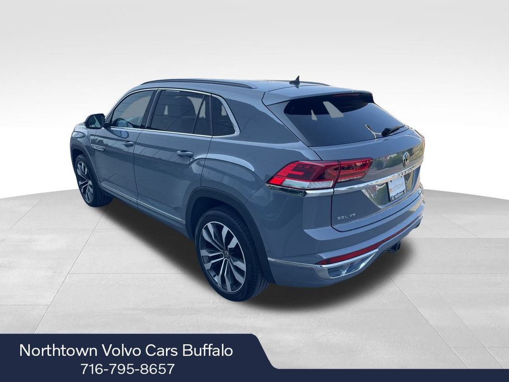 2020 Volkswagen Atlas Cross Sport V6 SEL Premium R-Line photo 3