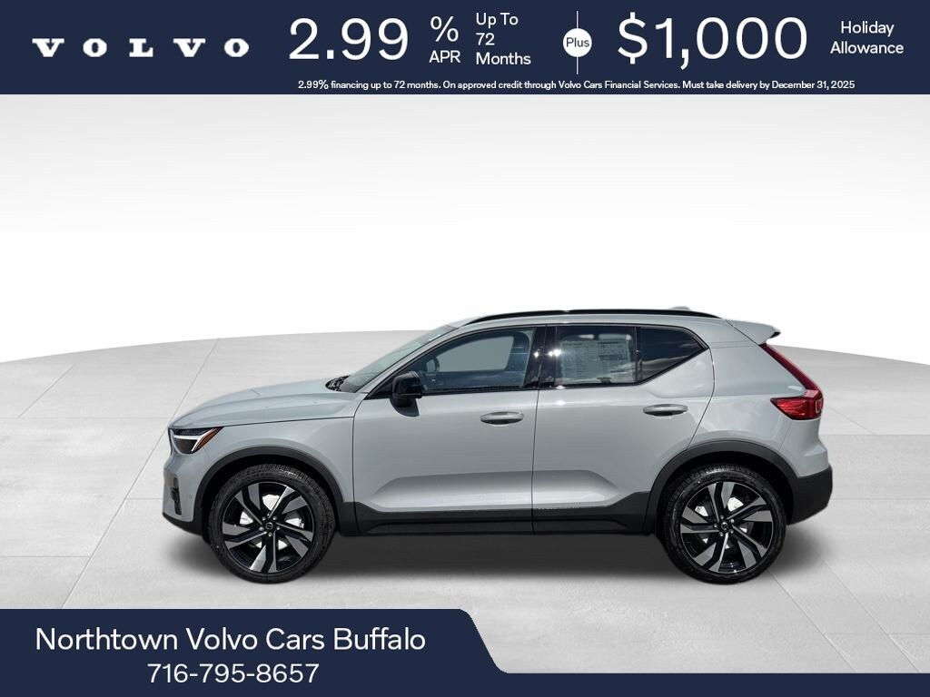 New 2026 Volvo XC40 B5 Plus SUV