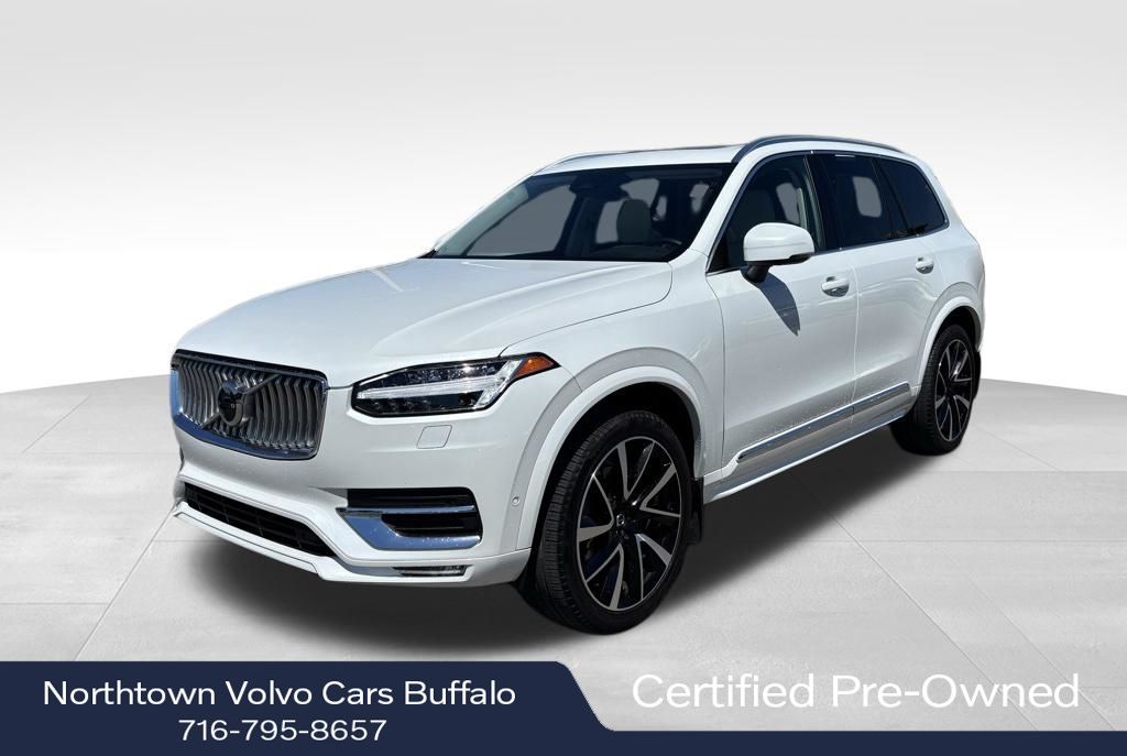 2023 Volvo XC90 SUV 