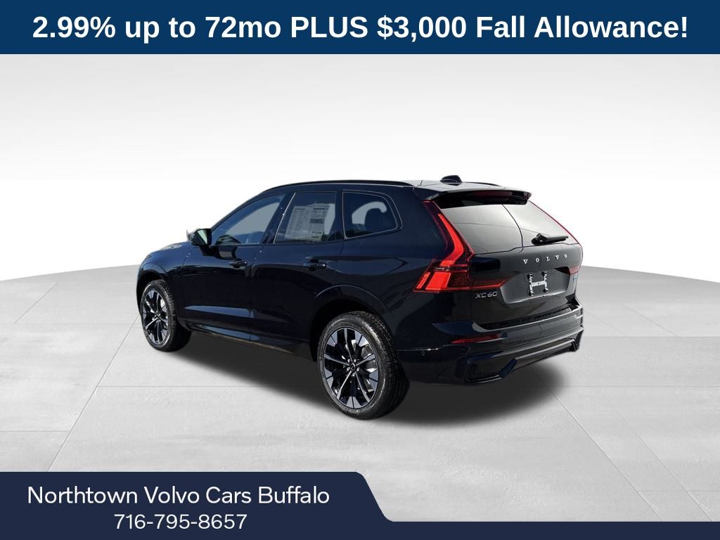 2026 Volvo XC60 B5 Plus photo 3