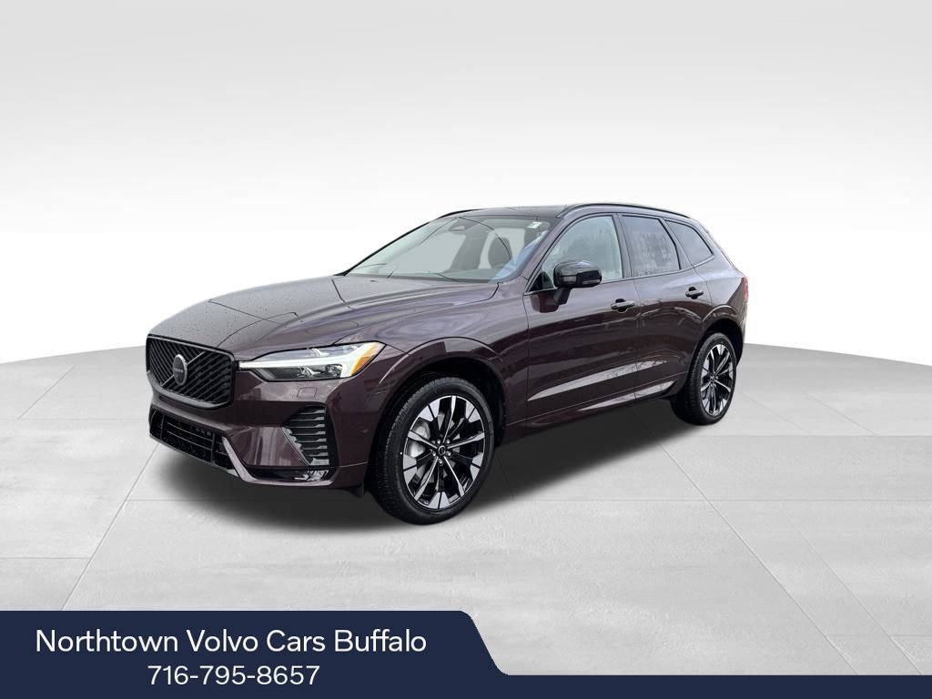 2026 Volvo XC60 Plus's photo