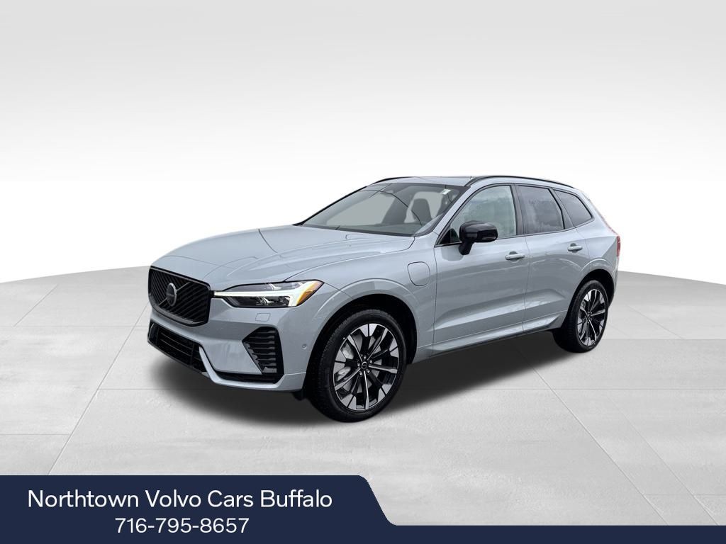 2026 Volvo XC60 Plus's photo