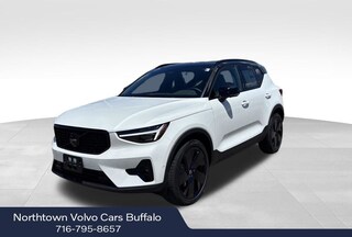 2026 Volvo XC40 B5 Ultra Black Edition SUV