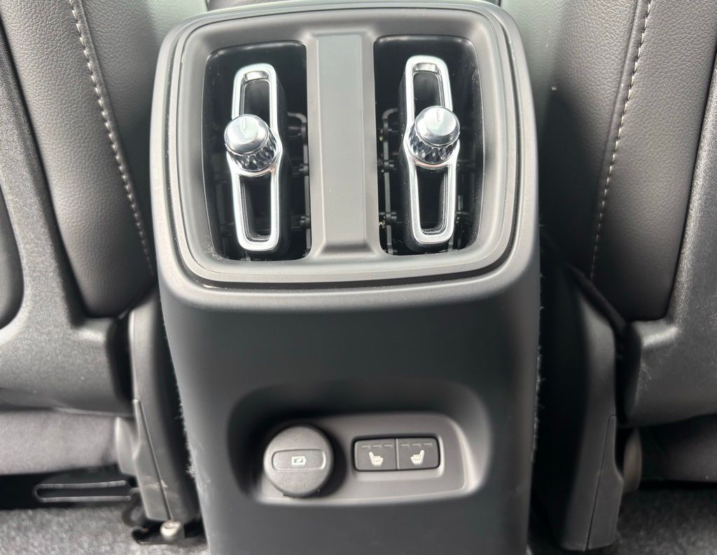 2026 Volvo XC40 Core - Photo 21