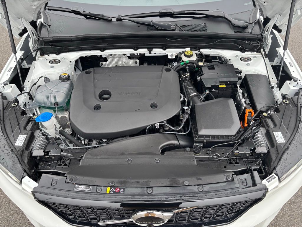2026 Volvo XC40 Plus - Photo 24