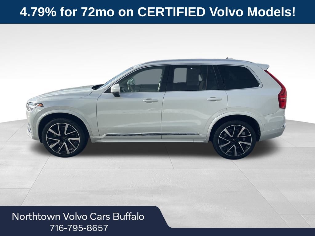 2023 Volvo XC90 Plus photo 2