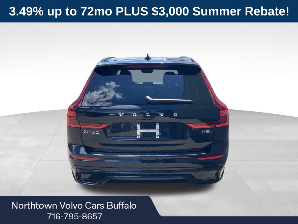 2026 Volvo XC60 B5 Plus photo 4