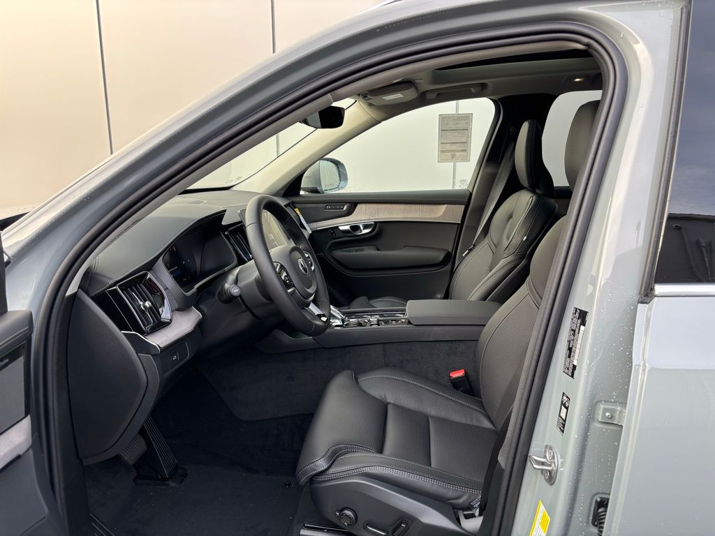 2026 Volvo XC90 Ultra - Photo 15