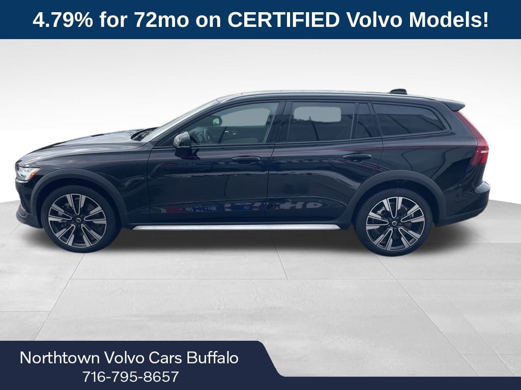 Certified 2025 Volvo V60 Cross Country B5 Ultra Wagon