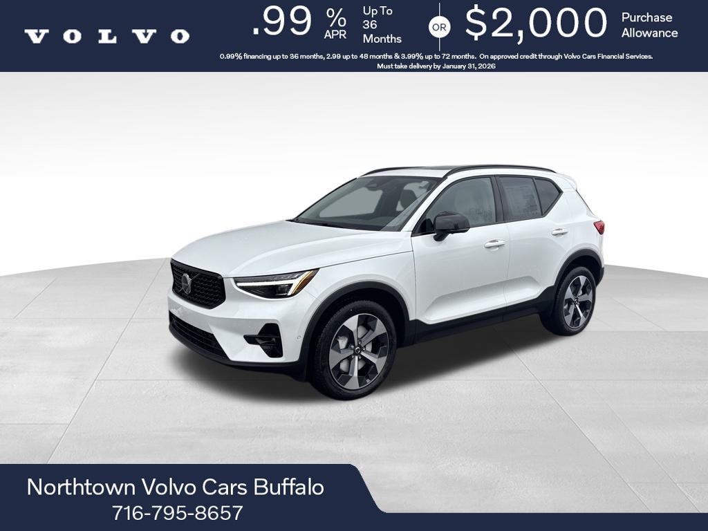2026 Volvo XC40 SUV 