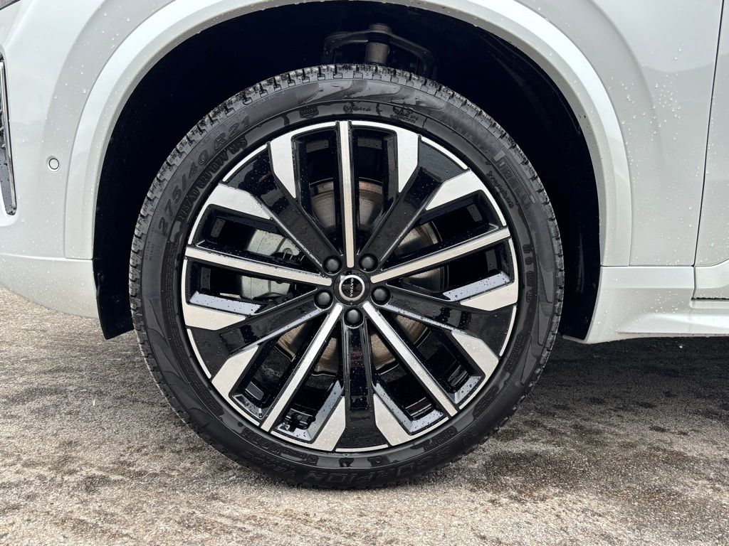 2026 Volvo XC90 Ultra - Photo 9